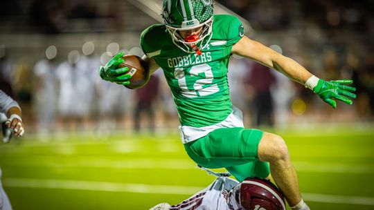 Gobblers top Lions for Bi-District title