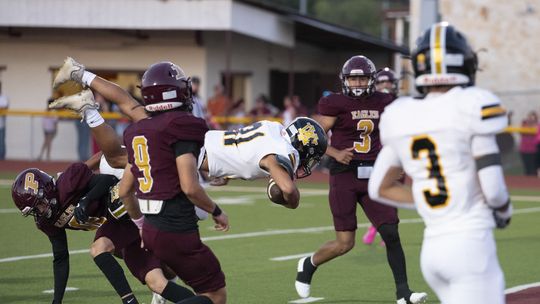 Wildcats shut out Eagles 59-0