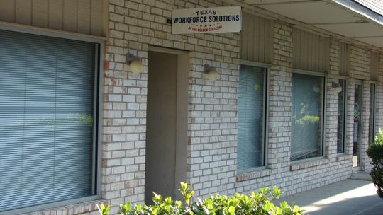 Workforce Solutions closes Cuero office