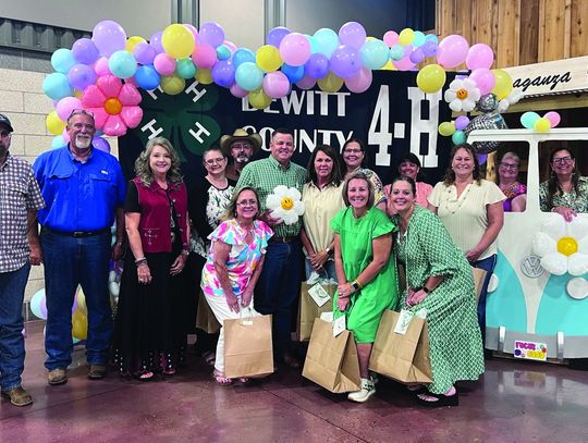 4-H banquet recognizes members, leaders