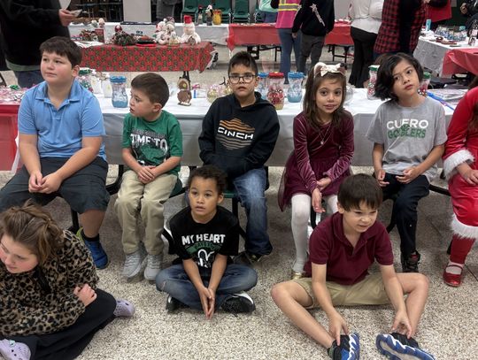 Cuero ISD Christmas Bizarre