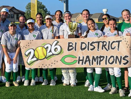 Cuero Lady Gobblers sweep Bi-District Championship