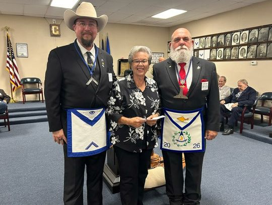 Cuero Masonic Lodge gives community grant to DCHC