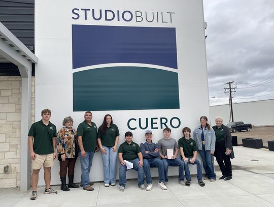Cuero Mayor’s Youth Council tours