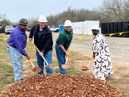 Daule Schoolhouse community center renovation kicks off