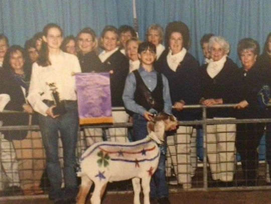 DeWitt Divas pool money to benefit 4-H students