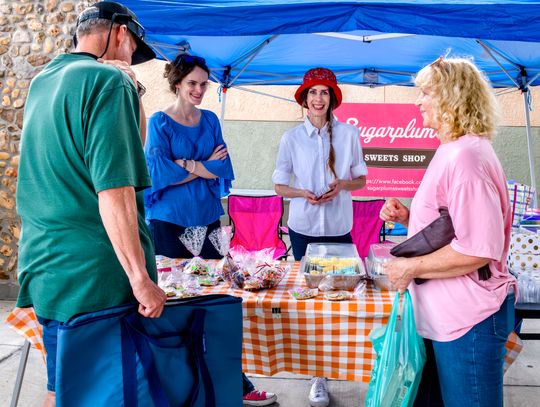 The mother and daughter team, Meliza and Jazzmin Aguayo of “Sugarplum’s Sweet Shop” bake scrumptious gourmet cupcakes and homemade cookies from scratch.