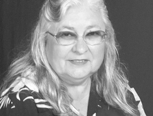 Estella G. Bustos Hysquierdo