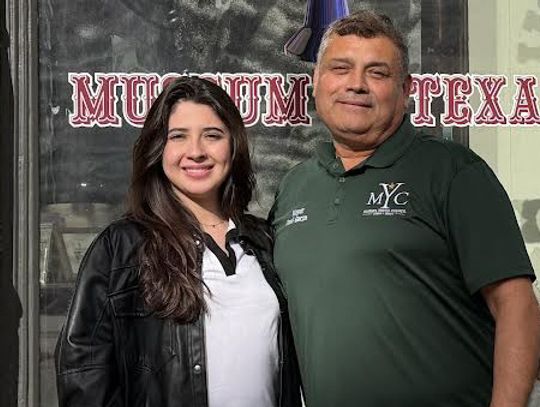 Landman actress visits Cuero