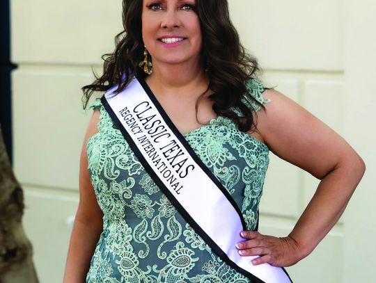 Silver advances to International Regency Pageant