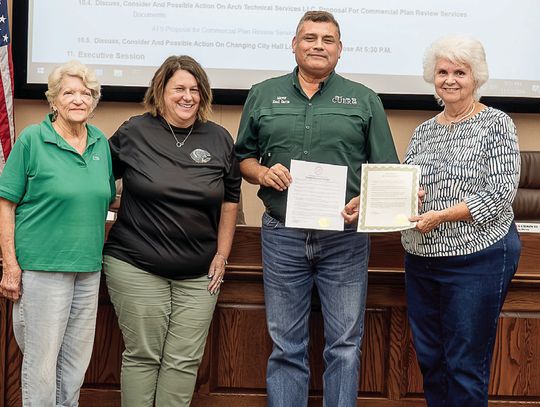 Mayor Emil Garza signed the proclamation Keep Cuero Beautiful and Declaration of Action for the Greatest American Cleanup with former Mayor Sara Post-Meyer, Chamber of Commerce Executive Director Angie Cuellar, Dee Sager, and other council members at the City Council meeting on November 12...