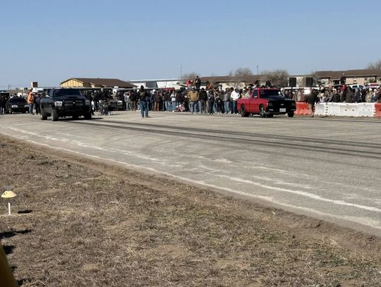 Tarmac Takeover draws crowd for Dyno Day and No Prep Action