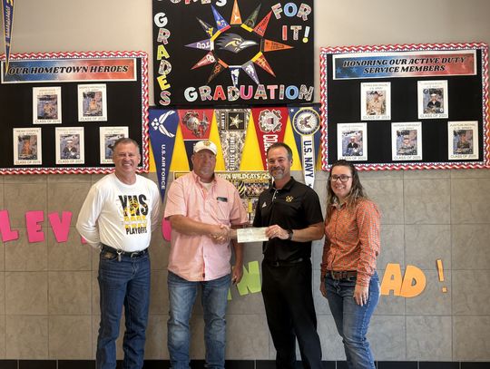 Yorktown News-View donates to Booster Club