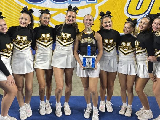 Yorktown Varsity Cheerleaders to compete at national championship