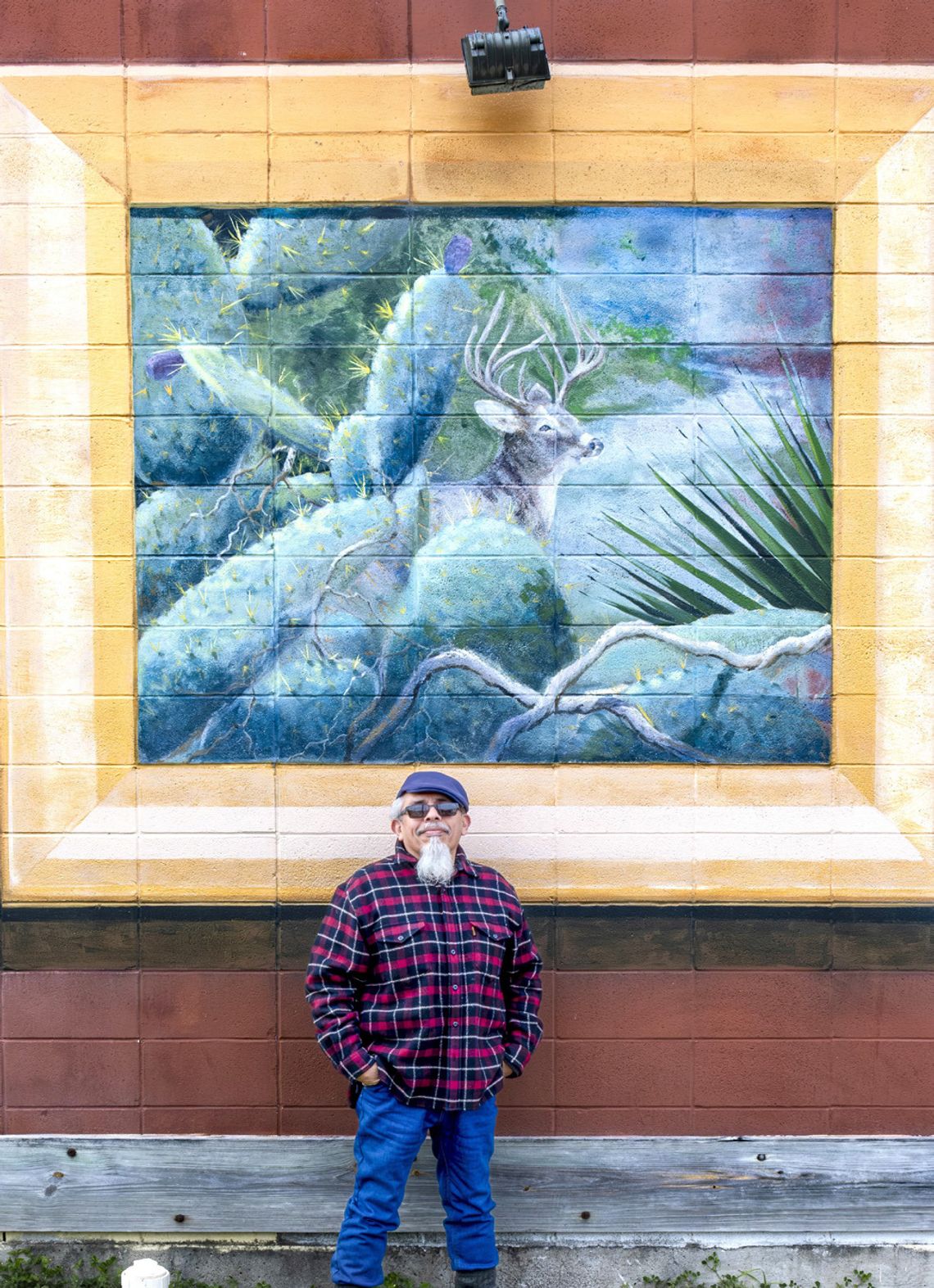 Joe Reuss was one of the first to invite Rafael Acosta to paint murals in Cuero. The theme of this mural,'Unendangered Species,' highlights the idea that animals can live freely without becoming endangered in DeWitt County. The murals are located on the backside of the Reuss Pharmacy. Reus...