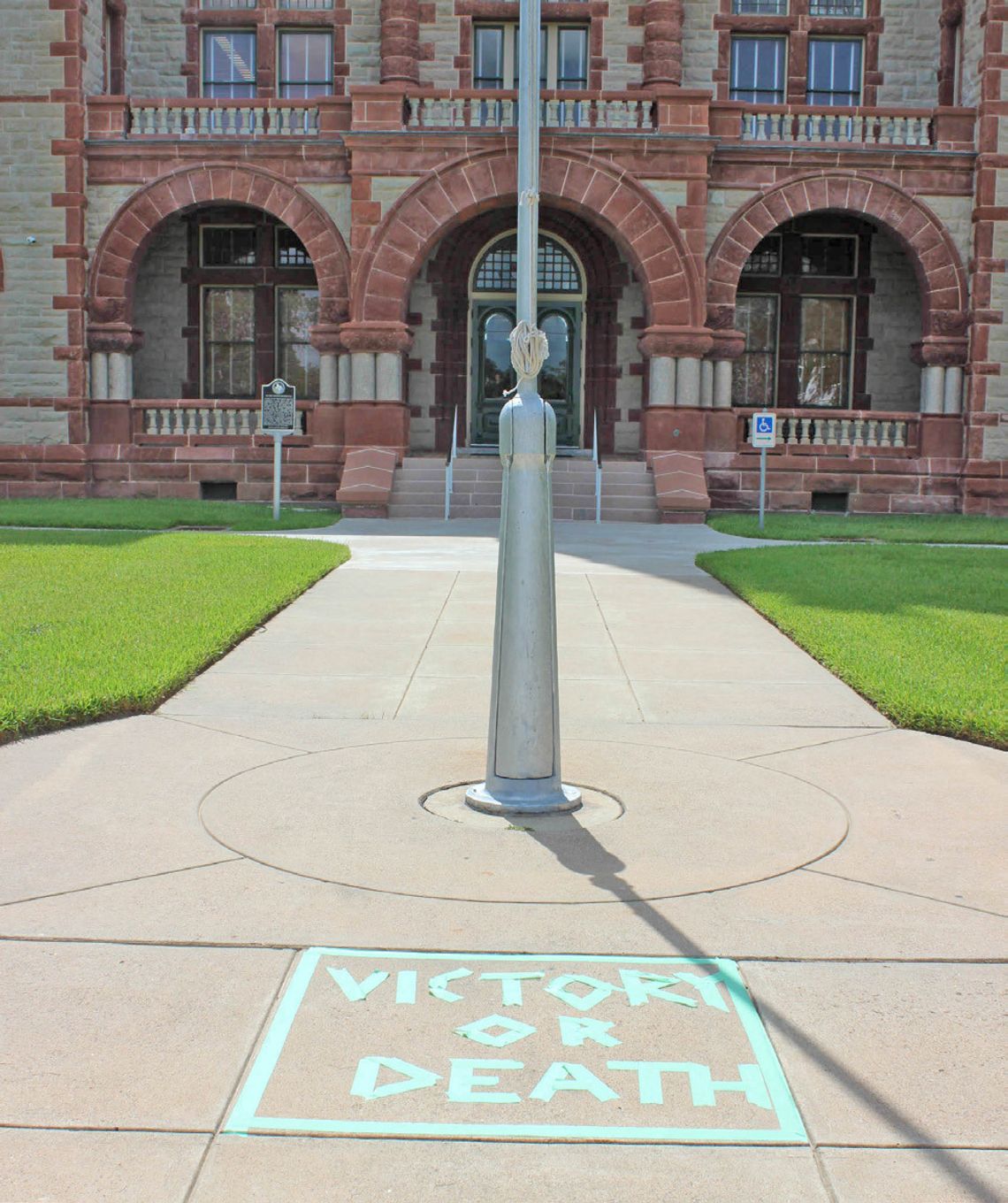 Alamo reminder soon to greet courthouse visitors