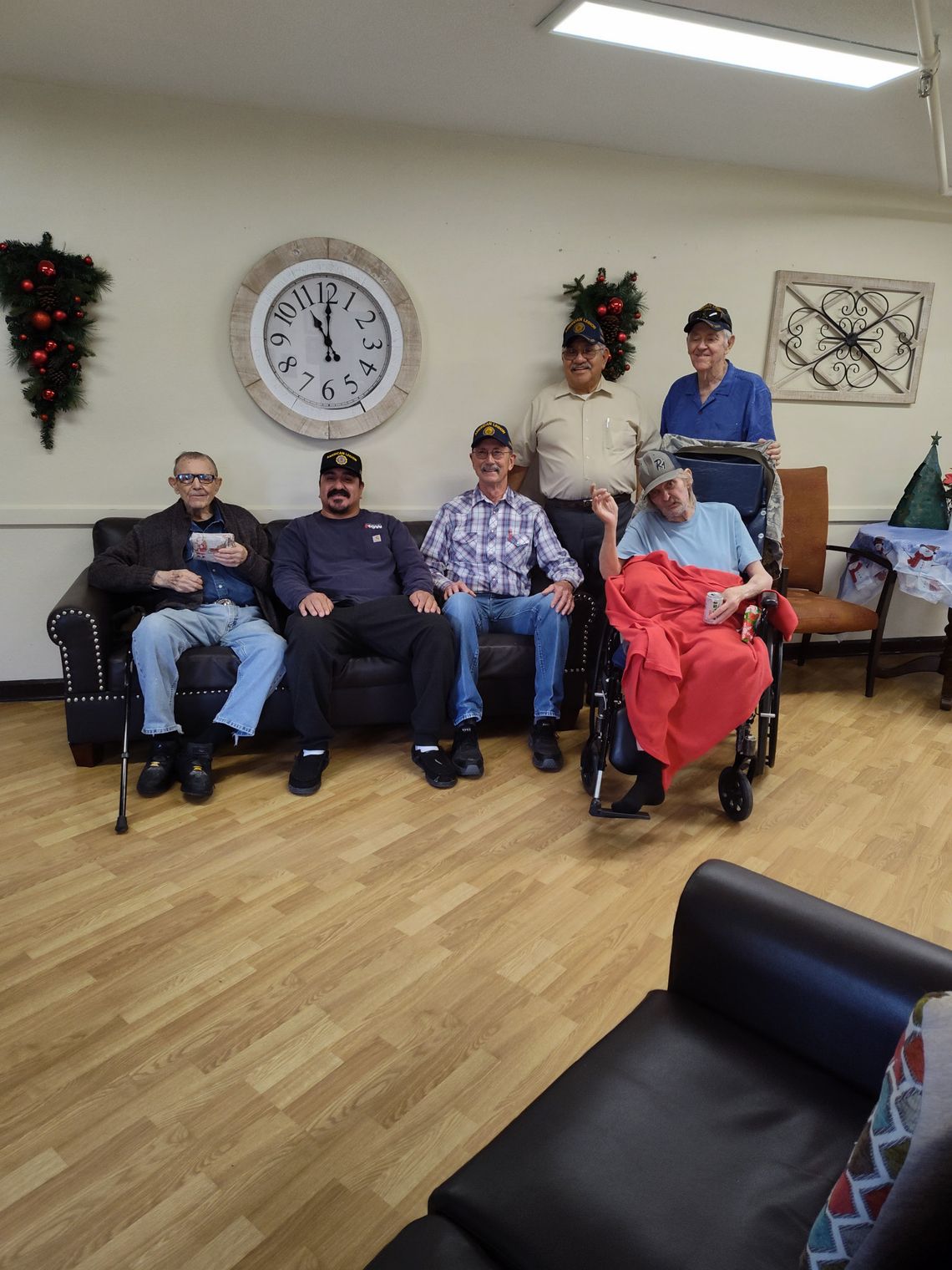 American Legion members visit Vets American Legion members visit Vets