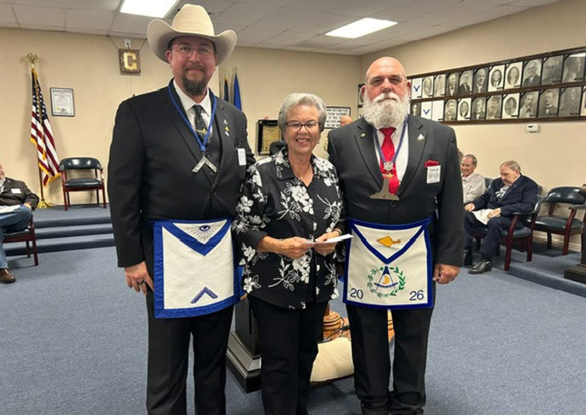 Cuero Masonic Lodge gives community grant to DCHC