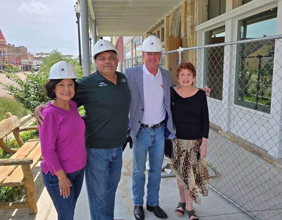 Cuero mayor, wife tour CTHM renovation site