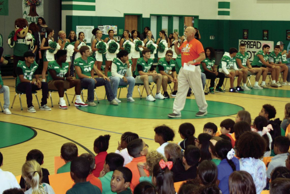 Hunt holds a pep rally for kindness
