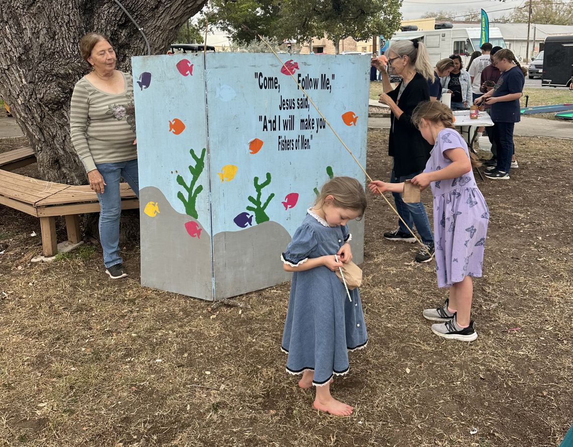 Kids enjoy 2nd Annual Yorktown Fall Fest