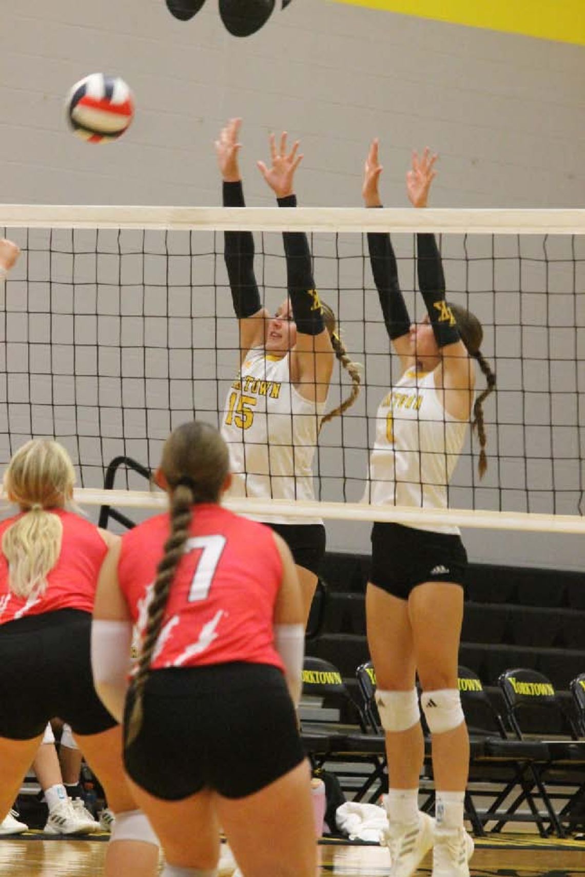 Kitty Kats tumble to St. Paul in 3 sets