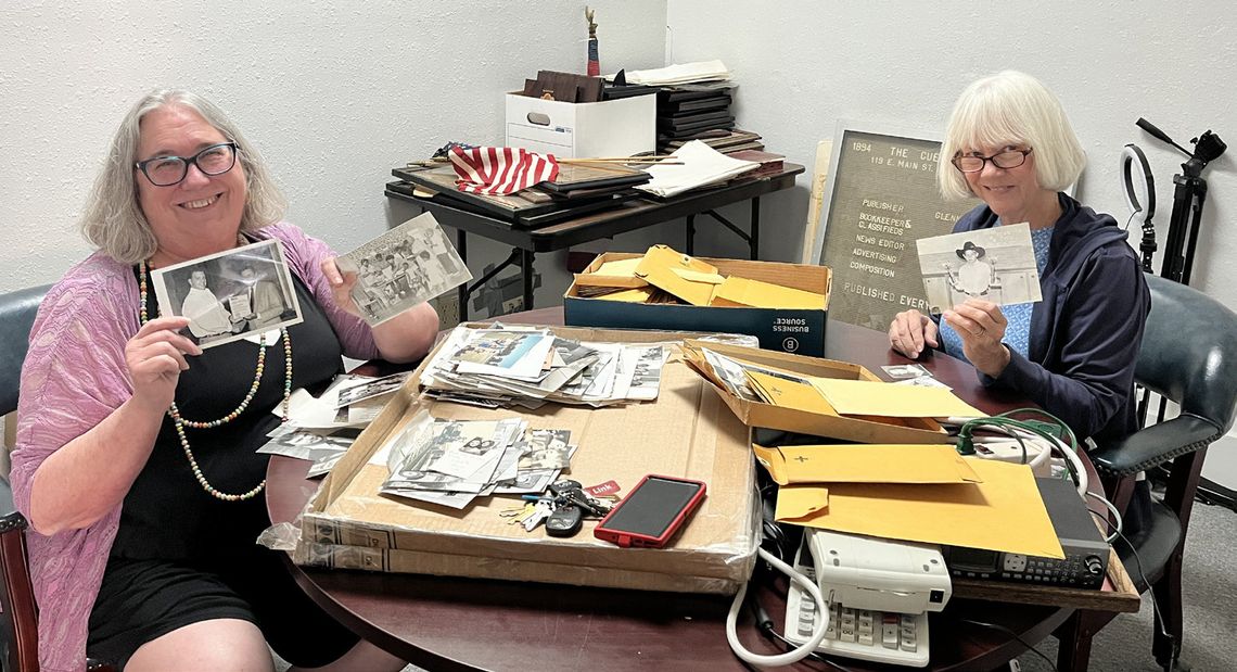 Newspapers offer old photos to DeWitt County residents