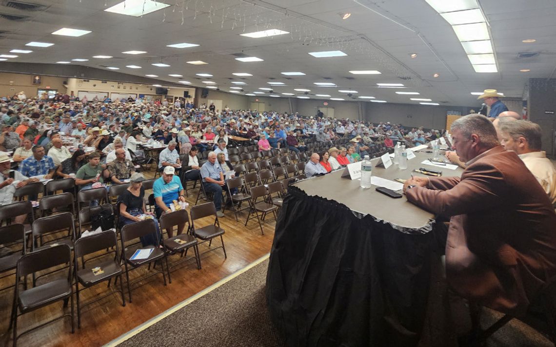 Ranchers gather for screwworm update Ranchers gather for screwworm update