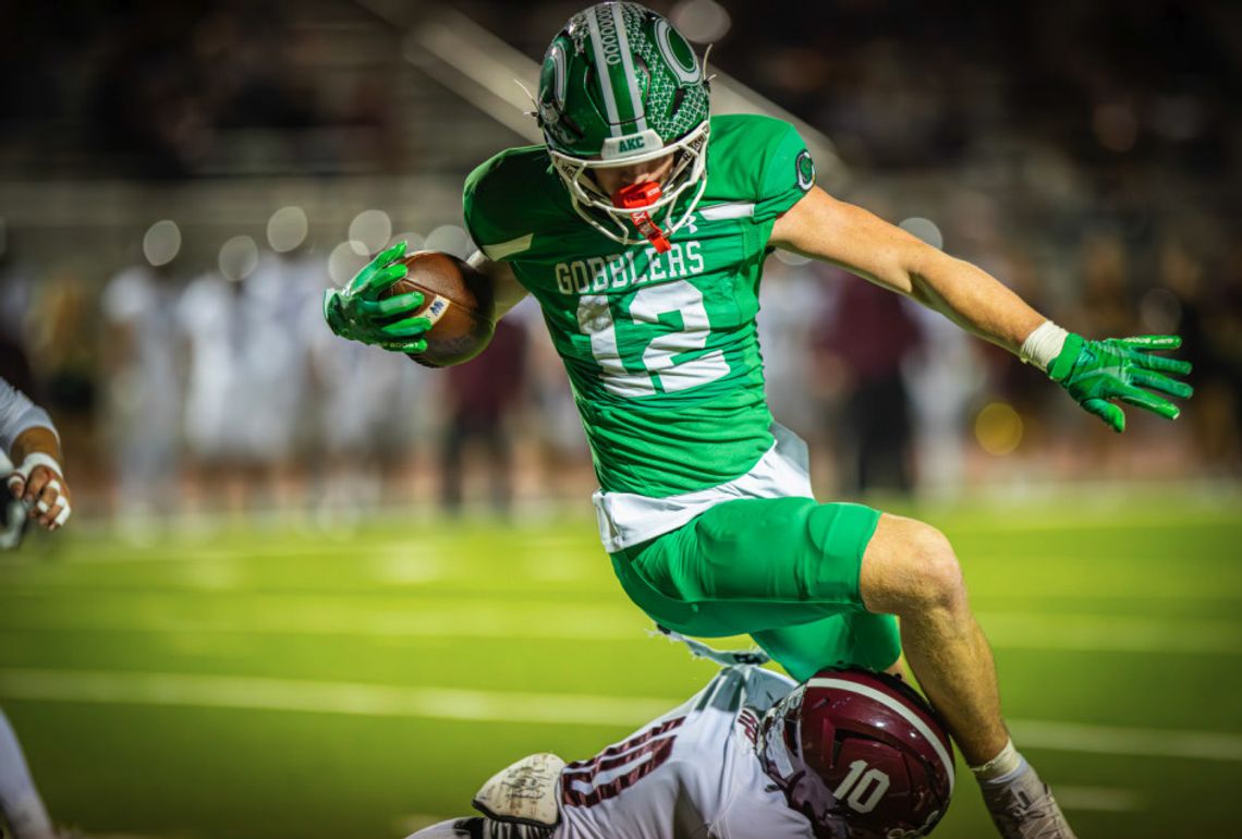 Records fall, rivals clash as Cuero sports heat up