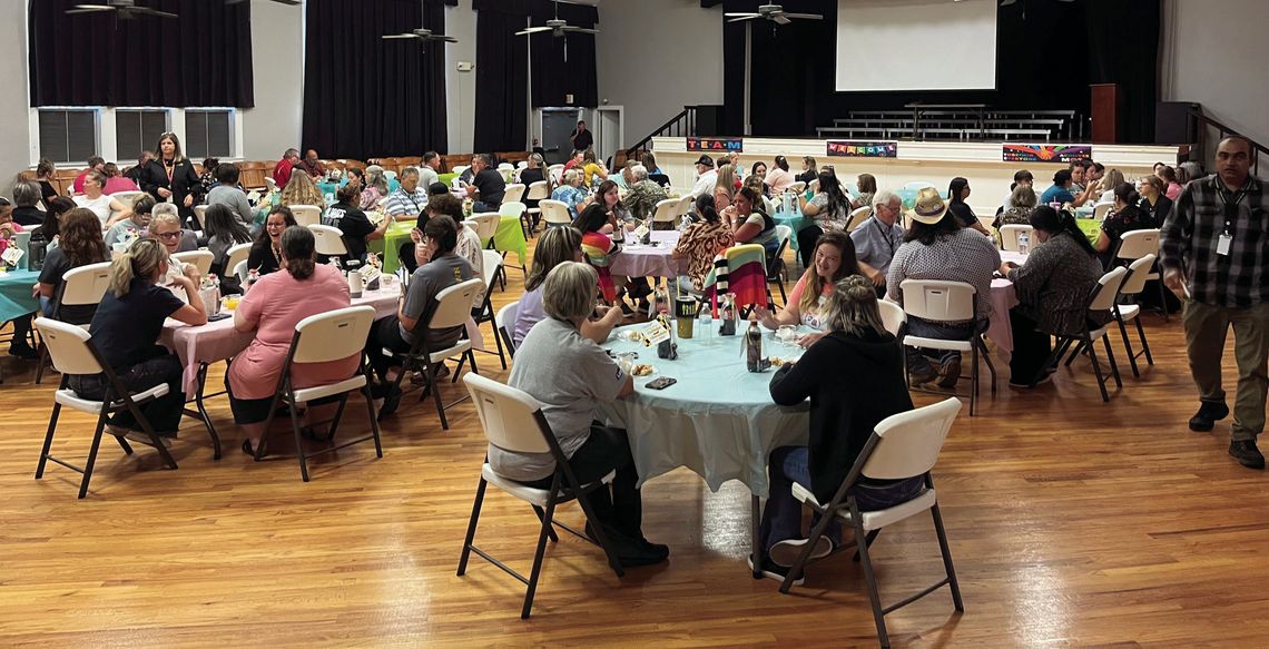 Yorktown Chamber feeds YISD staf